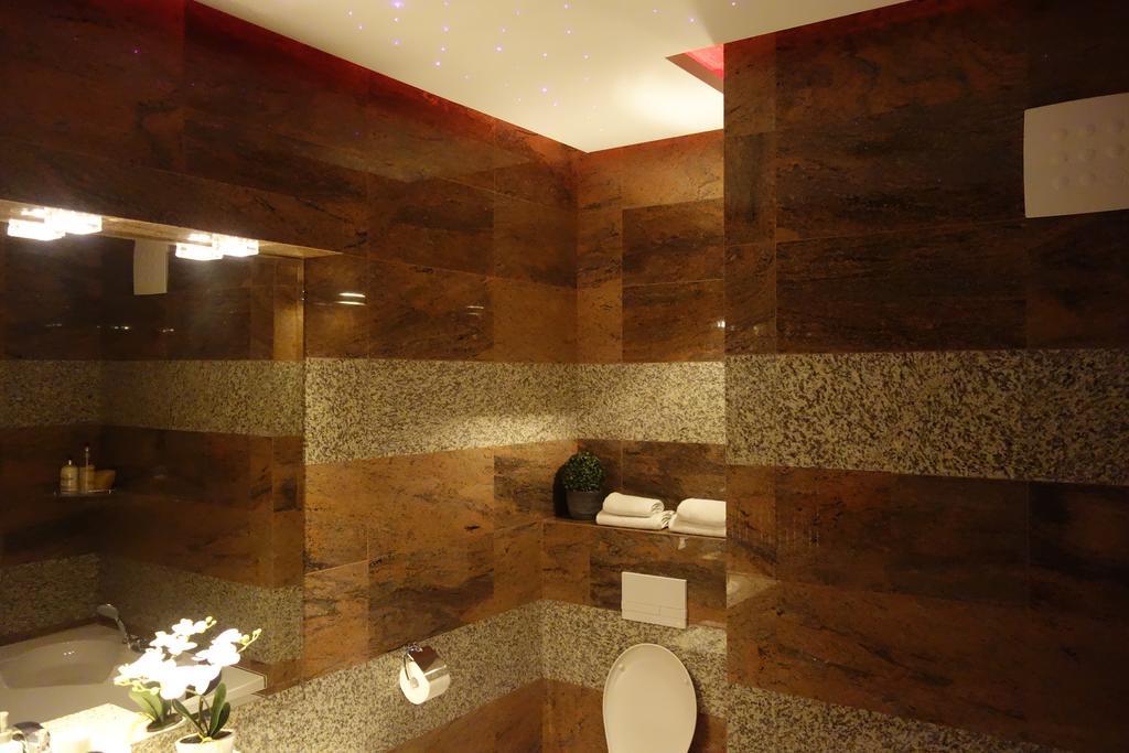 Apartment Lupacova ปราก ภายนอก รูปภาพ